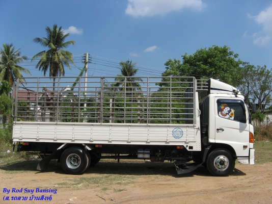 ขาย 6ล้อ ฮีโน่ เมก้า 175 แรง ยาว 5.50 ปี 2010 สภาพสวยเดิมเครื่องดี พร้อมใช้งาน ชมก่อนได้ครับ สนใจติดต่อ 081-9425443