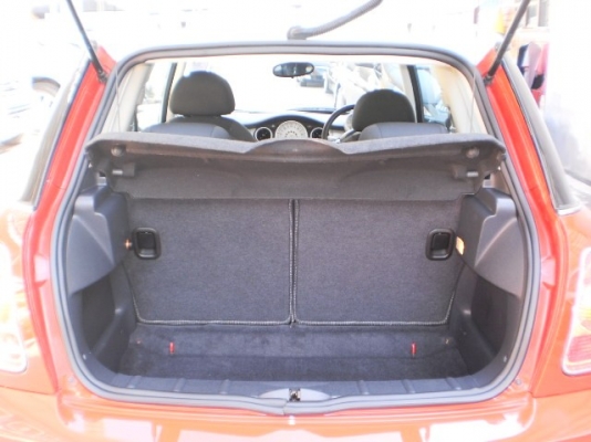 MINI COOPER 1.6 สีแดงสด