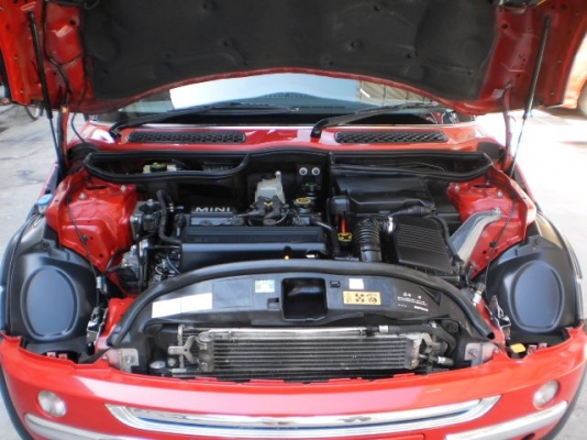 MINI COOPER 1.6 สีแดงสด