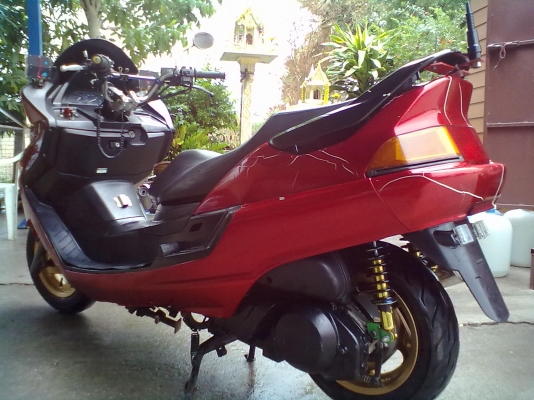 ขาย yamaha majesty250