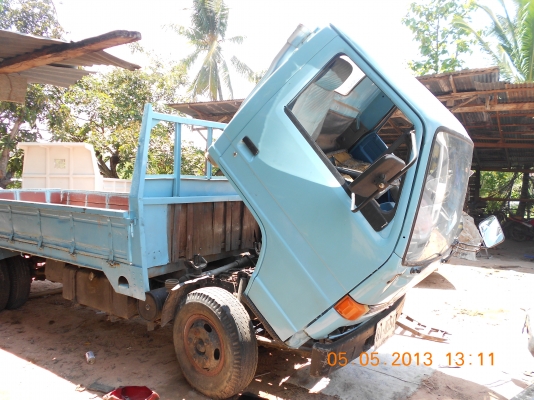 ขายรถ ISUZU  NKR 110 แรงฝาดำ เครื่องแน่น แซสซีสวย รถห้างแท้