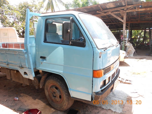 ขายรถ ISUZU  NKR 110 แรงฝาดำ เครื่องแน่น แซสซีสวย รถห้างแท้