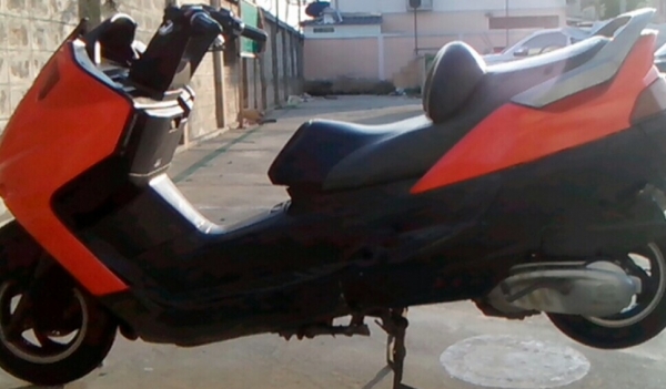 ขายYamaha majesty125ถูกเวอร์8900ครับสนใจ0853647170