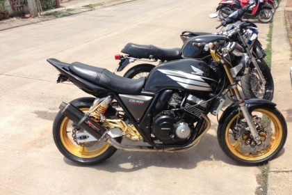 ขายsf400 แต่ง สวยดุ ท่อเสียงนุ่ม สภาพดี อิน+สพม 67000ต่อรองได้ ขายsf400 แต่ง สวยดุ ท่อเสียงนุ่ม สภาพดี อิน+สพม 67000ต่อรองได้