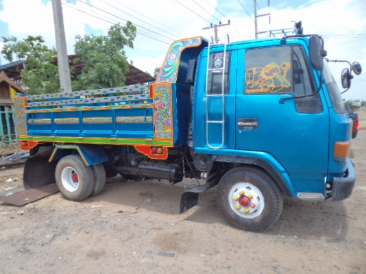 ขายรถ6ล้อดั้มอีซูซุร็อก เครื่อง175แรง สภาพสวยๆพร้อมใช้งานคับ