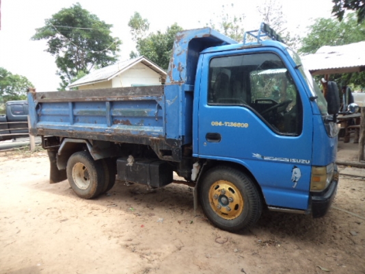 ขายรถ6ล้อดั้มอีซูซุร็อก เครื่อง175แรง สภาพสวยๆพร้อมใช้งานคับ