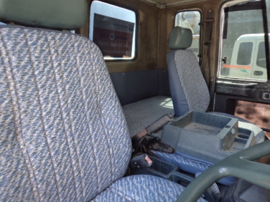 ขายรถ6ล้อดั้มอีซูซุร็อก เครื่อง175แรง สภาพสวยๆพร้อมใช้งานคับ