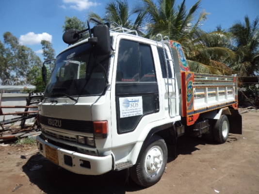 ขายรถ6ล้อดั้มอีซูซุร็อก เครื่อง175แรง สภาพสวยๆพร้อมใช้งานคับ