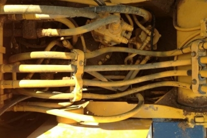 KOMATSU PC120-5เก่านอก ไฟฟ้าครบ เอวแน่น รถทำงานอยู่ KOMATSU PC120-5เก่านอก ไฟฟ้าครบ เอวแน่น รถทำงานอยู่