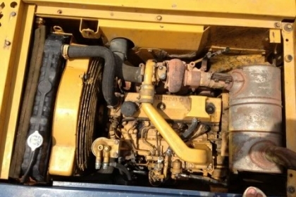 KOMATSU PC120-5เก่านอก ไฟฟ้าครบ เอวแน่น รถทำงานอยู่ KOMATSU PC120-5เก่านอก ไฟฟ้าครบ เอวแน่น รถทำงานอยู่