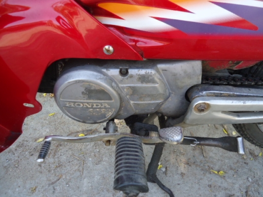 ขายHONDA DREAM ก้นมน สภาพดี มีเล่มทะเบียนพร้อมเอกสารโอน 7,800.-