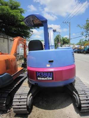 ขาย รถขุดเล็ก KOMATSU รุ่น PC38UU-2- แทร็กเหล็ก มือสองญี่ปุ่น ขาย รถขุดเล็ก KOMATSU รุ่น PC38UU-2- แทร็กเหล็ก มือสองญี่ปุ่น
