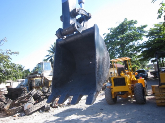 ขาย รถขุดเล็ก KOMATSU รุ่น PC38UU-2- แทร็กเหล็ก มือสองญี่ปุ่น ขาย รถขุดเล็ก KOMATSU รุ่น PC38UU-2- แทร็กเหล็ก มือสองญี่ปุ่น