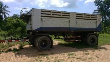 รถอิซูซุ 10 ล้อดั้ม 240 แรงม้า ( นางฟ้าแท้ )  ( ขายแม่ลูก )  สนใจติดต่อ 081 - 6079515