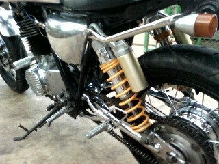 ขาย-แลก sr400 ปี96 คาเฟ่