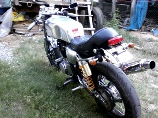 ขาย-แลก sr400 ปี96 คาเฟ่