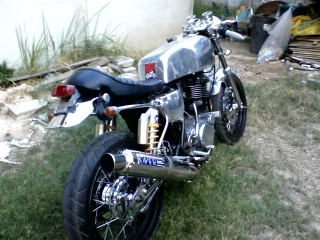 ขาย-แลก sr400 ปี96 คาเฟ่