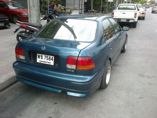 Civic ตาโต B16Aออโต้ เครื่องสมบูรณ์มาก ปรับราคา อยากขายครับ