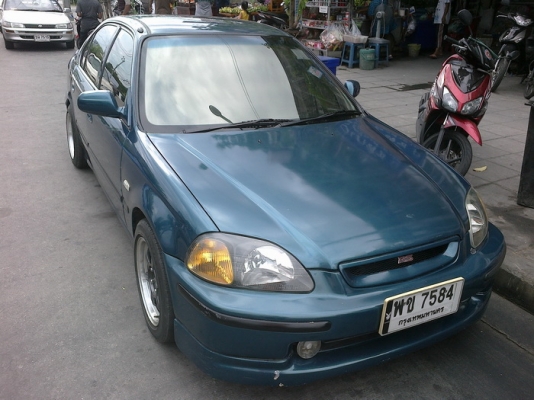 Civic ตาโต B16Aออโต้ เครื่องสมบูรณ์มาก ปรับราคา อยากขายครับ