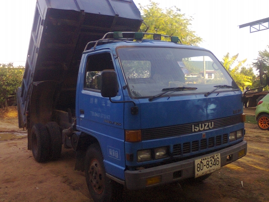 ขาย NPR 115 ดั้ม  4BD1  F หน้า-หลัง เกียร์ล็อกเสื้อลาย 6 เกียร์ เครื่องดี แชชซสวย