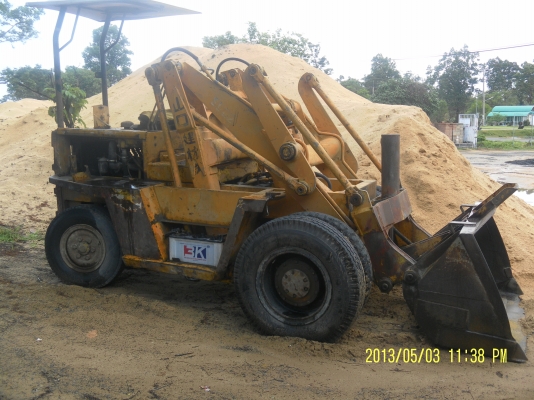 รถตักtcm sd22 เก่านอกพร้อมใช้งาน