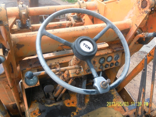 รถตักtcm sd22 เก่านอกพร้อมใช้งาน