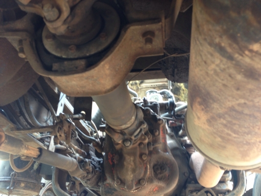 รถฮีโน่ 6 ล้อดั้ม 168 แรงม้า   สนใจติดต่อ 081 - 6079515