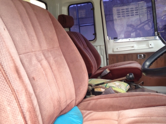 รถฮีโน่ 6 ล้อดั้ม 168 แรงม้า   สนใจติดต่อ 081 - 6079515