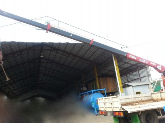 รถฮีโน่ 6 ล้อ ติดเครน 3.5 ตัน 130 แรงม้า  สนใจติดต่อ 081 - 6079515