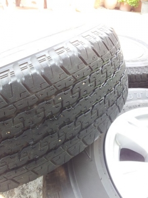 ขายแม็ก16 มิตซู ไทรทัน พร้อมยาง 245-70 R16 สภาพเดิม ๆ ขายแม็ก16 มิตซู ไทรทัน พร้อมยาง 245-70 R16 สภาพเดิม ๆ