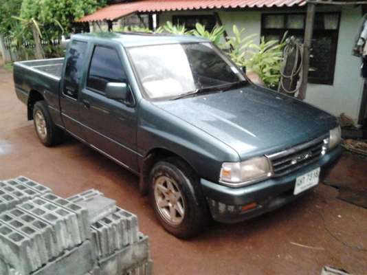 ***ขายแล้วครับขอบคุณ Truck2hand ขาย ขาย กระบะแค็ป มังกรทอง 2.5 "แป๊ะยิ้ม" ปี39/96 เครื่องมังกรทอง2.5ไดเร็กฯ 90HP แห้งๆ แรงดี ประหยัดจริง ช่วงล่างแน่น คัสซีสวย ไม่ผุไม่ดาม หน้า-หลังเดิมๆ สีมีเก็บมาแต่บาง ภายในดี มีตำหนิ มือจับประตูซ้ายนิดหน่อย คอ