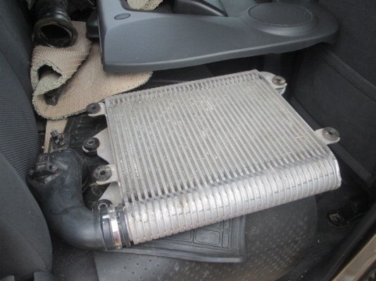 ขาย อินเตอร์เทอร์โบ Dmax เครื่อง 3000 วางบนเครื่องยนต์