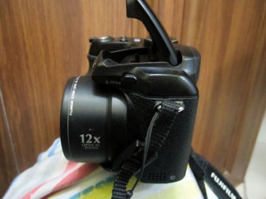 ขายกล้อง Fuji FinePix s1000fd สภาพพร้อมใช้