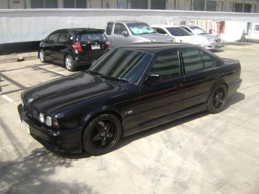 ขาย BMW E34 1JZ+LPG ชุดแต่ง AC รอบคัน ไฟวงแหวนครับ ด่วนๆ