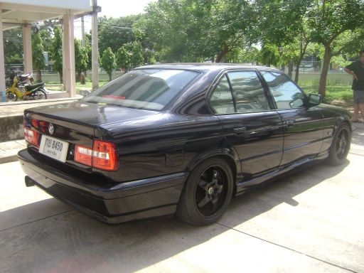 ขาย BMW E34 1JZ+LPG ชุดแต่ง AC รอบคัน ไฟวงแหวนครับ ด่วนๆ