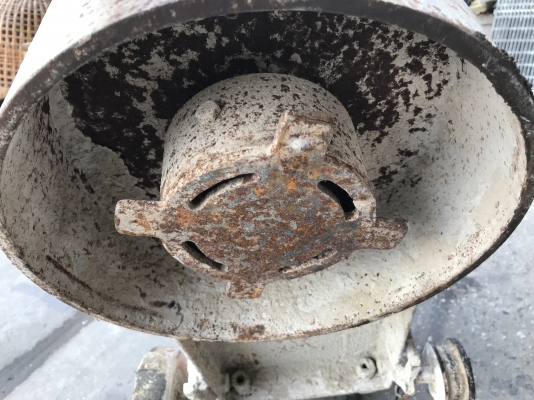 ขายเครื่องขัดหินขัด พร้อมมอเตอร์ 3HP. 220V ไฟบ้าน สภาพดี พร้อมใช้งาน มีล้อสึก 1ข้าง