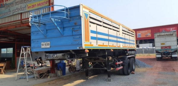 ขายหัวลาก 260 แรง ( CNG )ปี57 พร้อมหาง เชมิดั้มท์ สามมิตร สองเพลา ปี54 ยาว 8 ม. สภาพสวยๆ ราคา 1,700, ขายหัวลาก 260 แรง ( CNG )ปี57 พร้อมหาง เชมิดั้มท์ สามมิตร สองเพลา ปี54 ยาว 8 ม. สภาพสวยๆ ราคา 1,700,