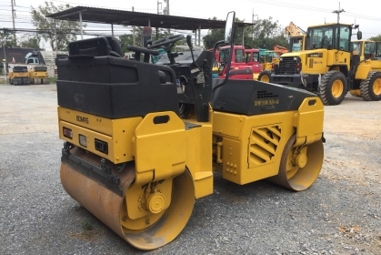 ขาย BOMAG BW115AD-2 นำเข้าจากญี่ปุ่น โทร.090-986-2521 อ๊อบ