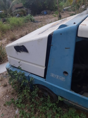 รถดูดฝุ่น เครื่องติดใช้งานได้ แต่สายไฮดรอลิคแตก ต้องซ่อม ราคา 60,000 บาท