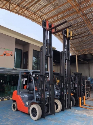 ขายรถฟอร์คลิฟท์นำเข้าจากญี่ปุ่น Toyota 8FD25