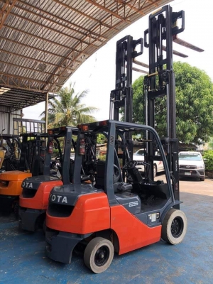 ขายรถฟอร์คลิฟท์นำเข้าจากญี่ปุ่น Toyota 8FD25