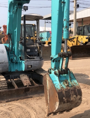 ขายรถขุด KOBELCO SK50UR-2 นำเข้าเองจากญี่ปุ่น สภาพสวยพร้อมใช้ มีVDOการทำงานครับ