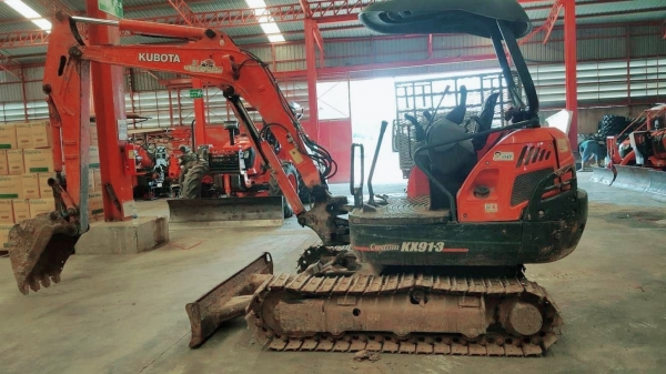 รถขุดมือสอง รถขุดมือสอง