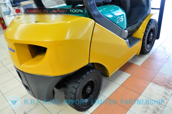 ขายรถโฟล์คลิฟท์มือสอง KOMATSU รุ่น FG25W-16-706968 นำเข้าจากประเทศญี่ปุ่น 100\% ไม่เคยใช้งานในไทย ขายรถโฟล์คลิฟท์มือสอง KOMATSU รุ่น FG25W-16-706968 นำเข้าจากประเทศญี่ปุ่น 100\% ไม่เคยใช้งานในไทย