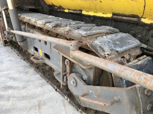 VOGELE SUPER 1800-2 นำเข้าจากเยอรมัน รถสวย สภาพดี ราคาไม่แพงครับ VOGELE SUPER 1800-2 นำเข้าจากเยอรมัน รถสวย สภาพดี ราคาไม่แพงครับ