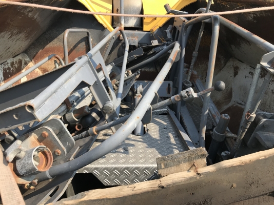 VOGELE SUPER 1800-2 นำเข้าจากเยอรมัน รถสวย สภาพดี ราคาไม่แพงครับ VOGELE SUPER 1800-2 นำเข้าจากเยอรมัน รถสวย สภาพดี ราคาไม่แพงครับ