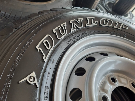 ล้อกระทะป้ายแดง พร้อมยางมือสอง ชุดเข้าสวนลุยป่า ดอกสวยๆ