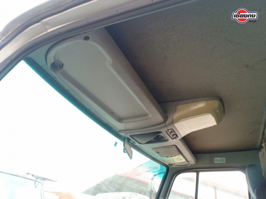 หัวเก๋ง  Nissan Condor 3 ใบปัด  หน้า V