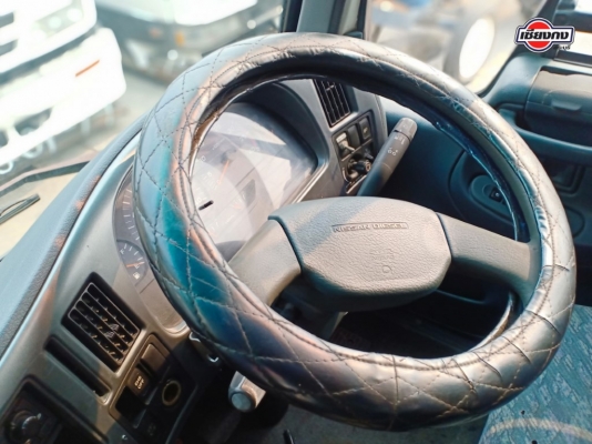 หัวเก๋ง  Nissan Condor 3 ใบปัด  หน้า V