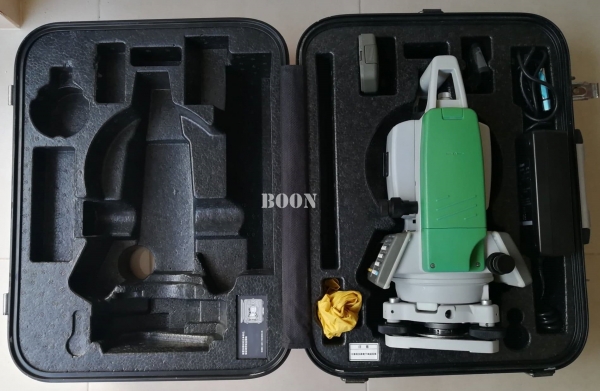 กล้องสำรวจ Total Station Sokkia SET02N           2หน้าจอ สภาพดีพร้อมใช้          Accuracy 2&rdquo; ความละเอียดหน้าจออ่าน 1&rdquo; อุปกรณ์ตามรูป พร้อม calibrated